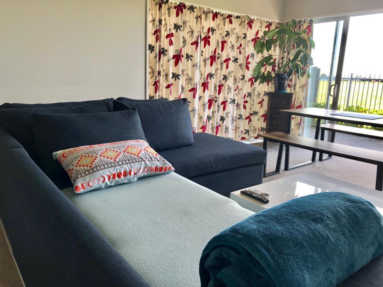 Lovely, Sunny, Home Sweet Home Christchurch Eksteriør billede